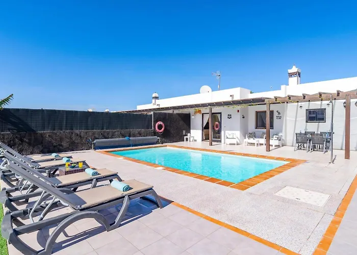 فيلة Burgado By *